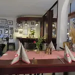 Rhodaer Grund Hotel 3*