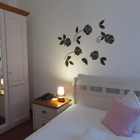 Hotel Rhodaer Grund 3*